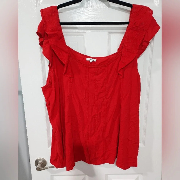 NWOT Maurices Solid Red Eyelet Trim Flutter Sleeve Top in Size 4X - Picture 2 of 10